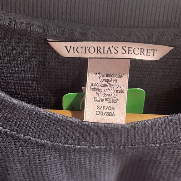 Victoria’s Secret waffle knit top - Picture 3 of 5